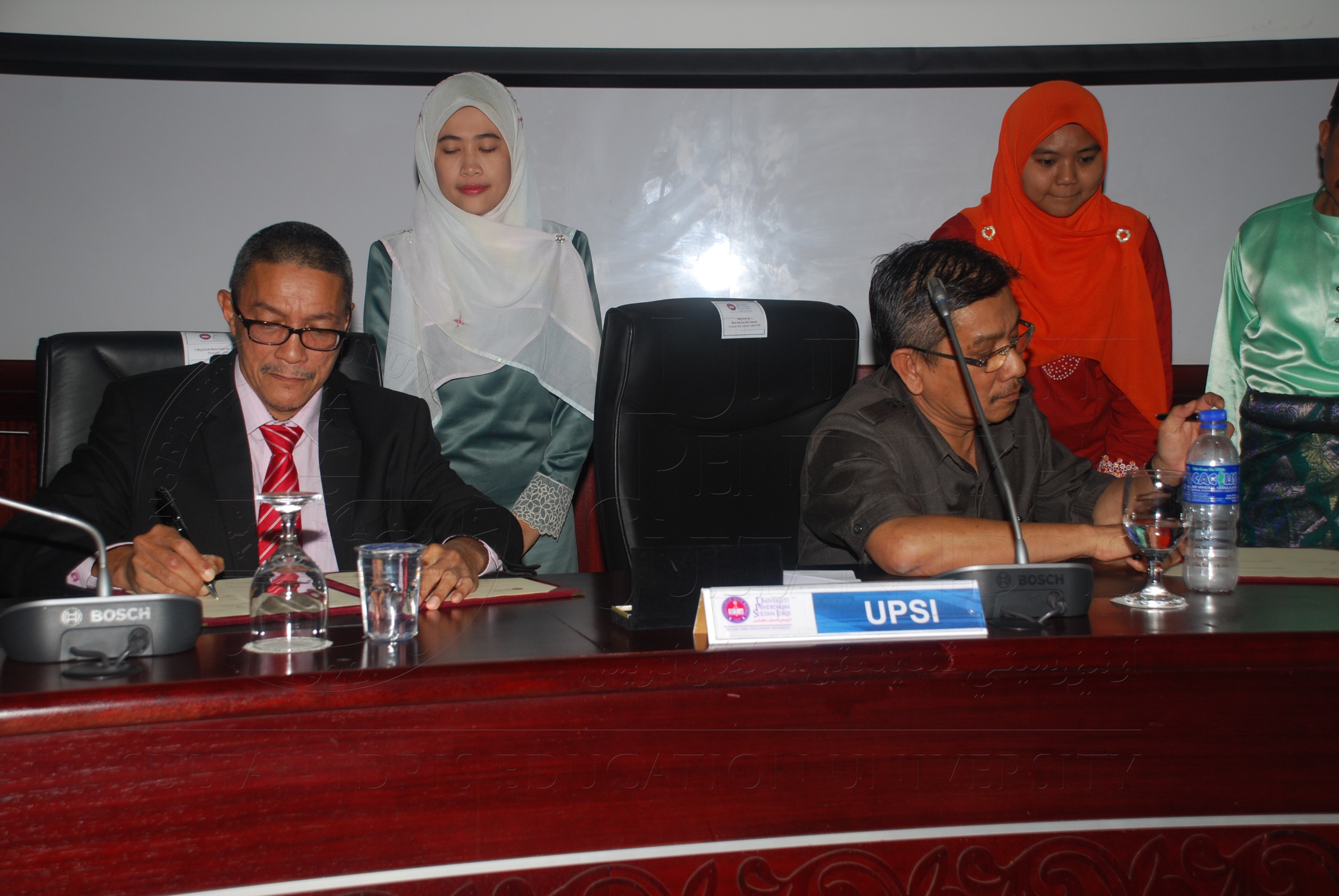 PRO15 134 LOI DSC 0657